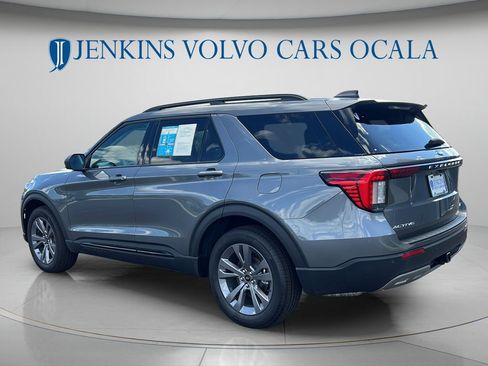 Used 2026 Ford Explorer Active w/ Active Comfort Package AWD/4WD image 5