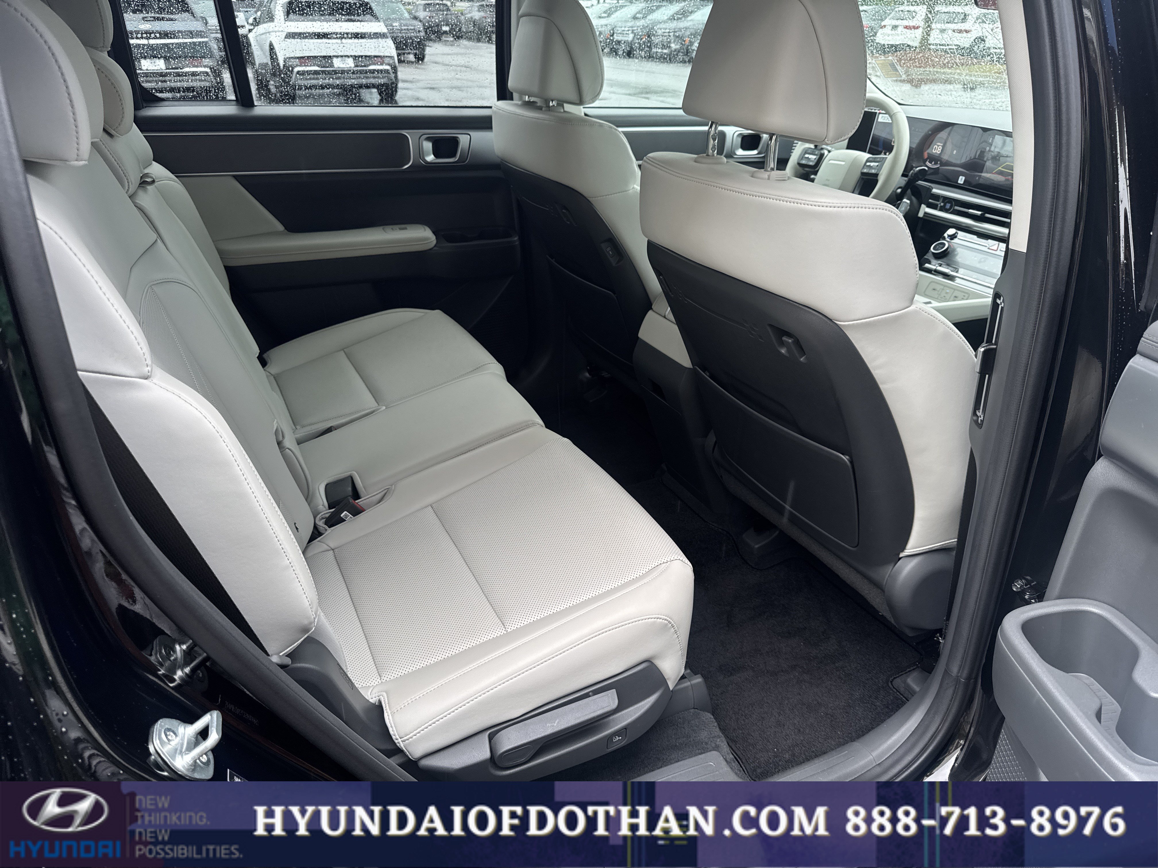 Certified 2025 Hyundai Santa Fe SEL FWD image 14