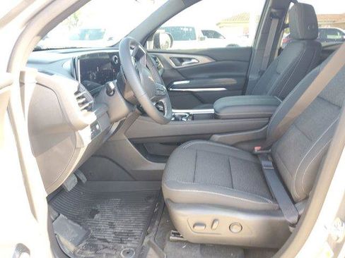 New 2026 Chevrolet Traverse LT w/ LPO, Floor Liner Package image 19