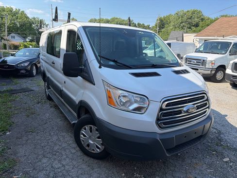 Used 2018 Ford Transit 250 130 Low Roof w/ Exterior Upgrade Package RWD image 15