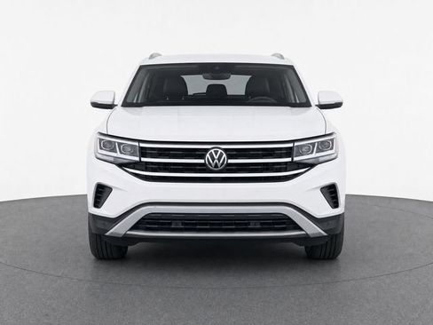 Used 2023 Volkswagen Atlas Cross Sport SE FWD image 5