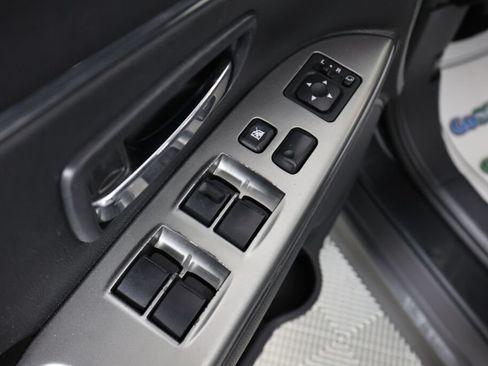 Used 2021 Mitsubishi Outlander Sport SE FWD image 31