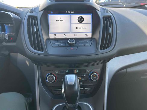 Used 2017 Ford C-MAX SE w/ Equipment Group 201A image 20
