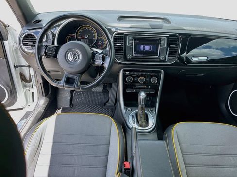 Used 2017 Volkswagen Beetle 1.8T Dune FWD image 23