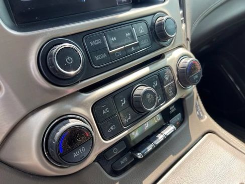 Used 2017 GMC Yukon Denali w/ Open Road Package AWD/4WD image 31