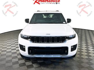 New 2025 Jeep Grand Cherokee Overland video 2