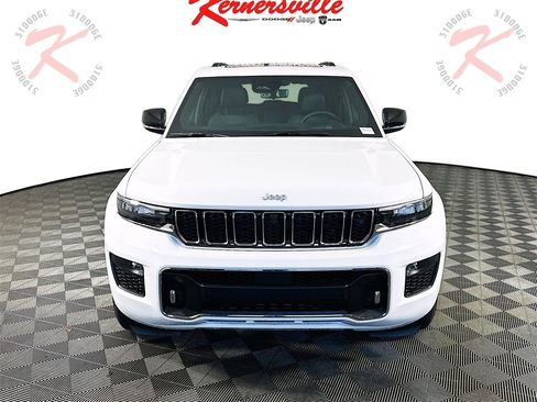 New 2025 Jeep Grand Cherokee Overland image 2