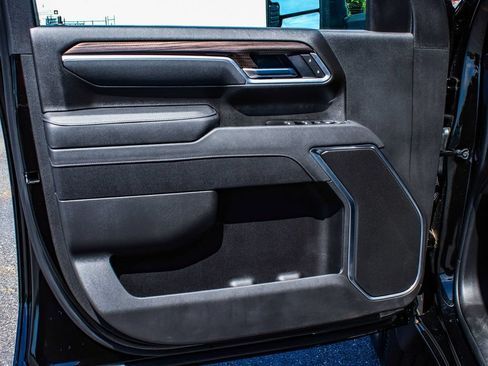 Used 2026 Chevrolet Silverado 2500 LT AWD/4WD image 8