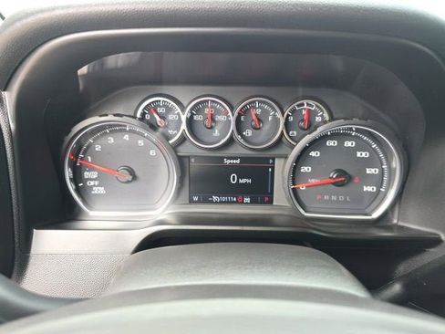 Used 2021 Chevrolet Silverado 1500 Custom w/ Safety Confidence Package AWD/4WD image 15