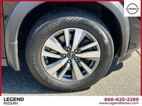 Used 2023 Nissan Pathfinder SL image 9