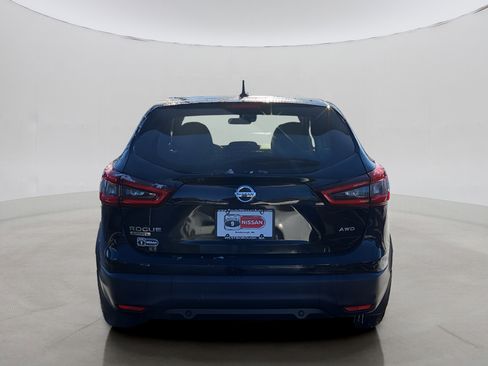 Used 2021 Nissan Rogue Sport S image 22