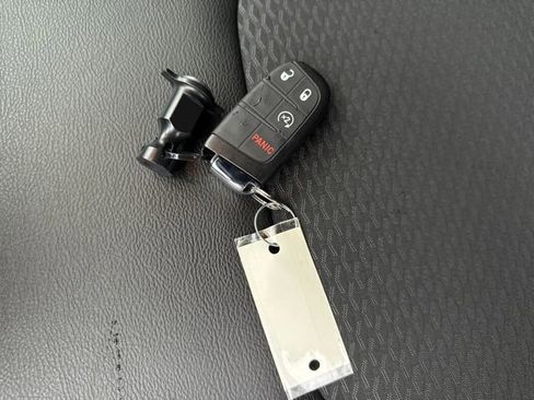 New 2026 Jeep Compass Latitude image 29