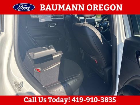 Used 2025 Jeep Compass Trailhawk AWD/4WD image 10