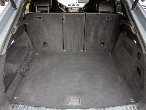 Used 2023 Porsche Cayenne Turbo GT image 23