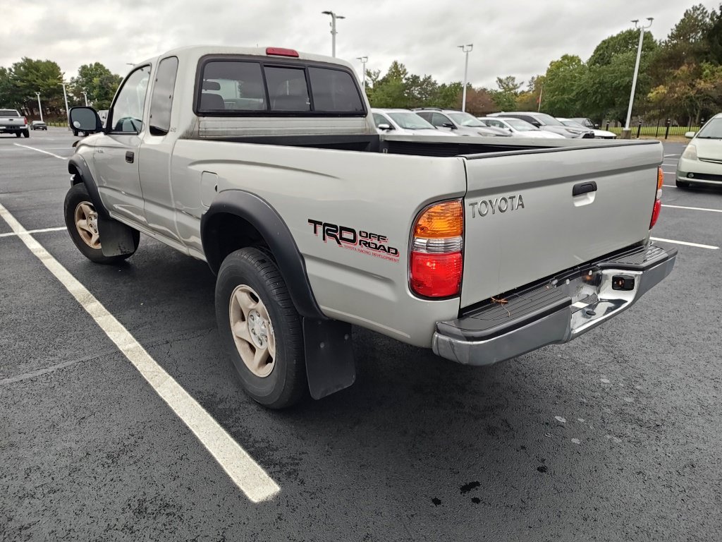 Used 2002 Toyota Tacoma PreRunner RWD image 5