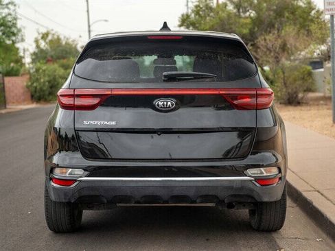 Used 2021 Kia Sportage LX FWD image 4