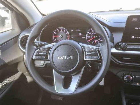 Used 2023 Kia Forte LXS image 18