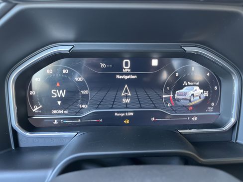 Used 2022 GMC Sierra 1500 AT4 w/ AT4 Premium Package image 17