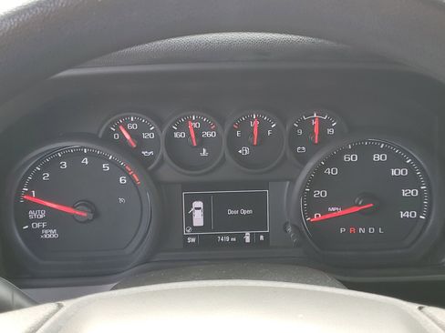 Used 2022 Chevrolet Silverado 1500 Custom image 27