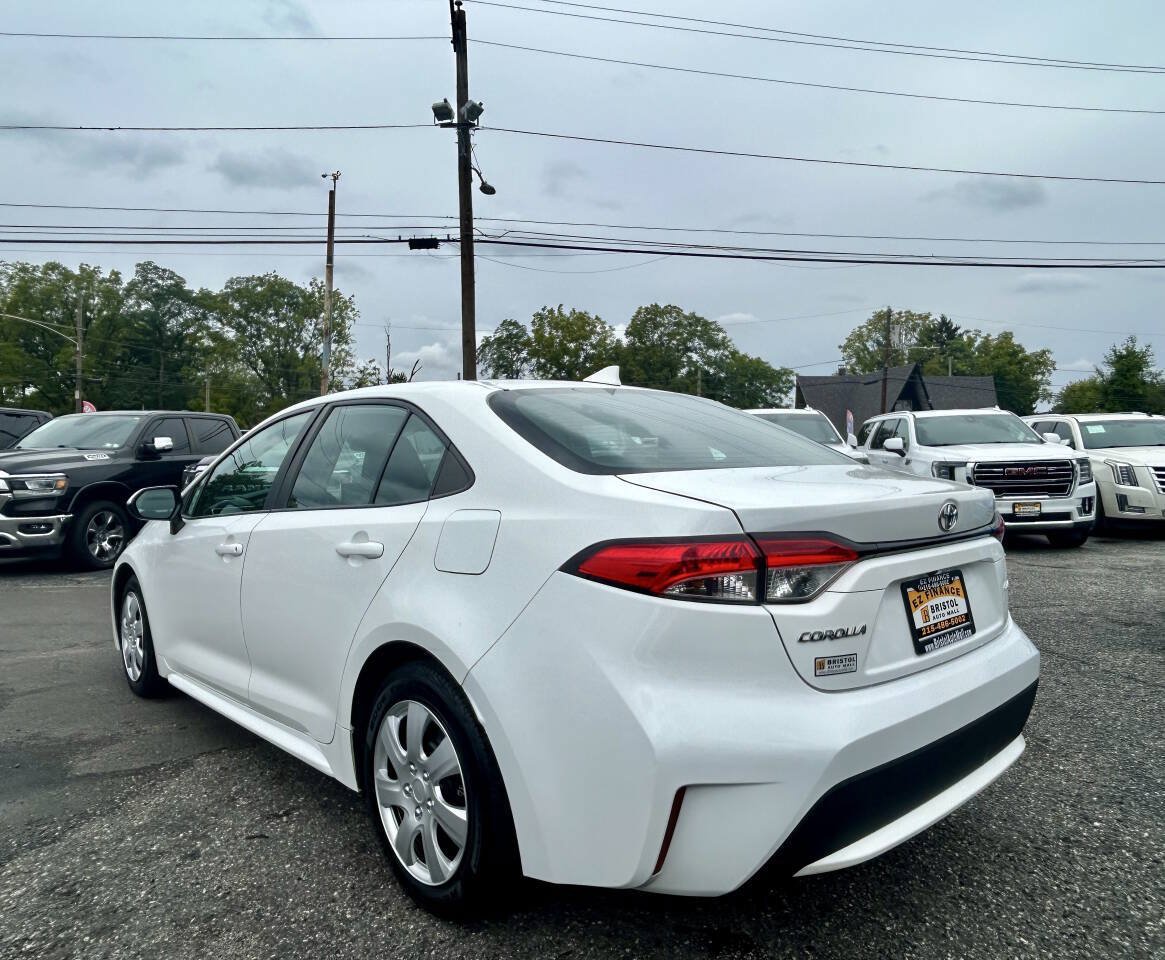 Used 2021 Toyota Corolla LE FWD image 4