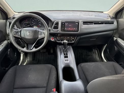 Used 2018 Honda HR-V EX image 22
