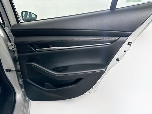Used 2025 MAZDA MAZDA3 s FWD image 28