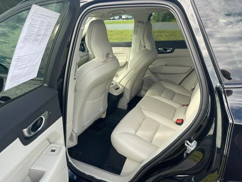 Used 2024 Volvo XC60 B5 Plus w/ Protection Package Premier AWD/4WD image 16