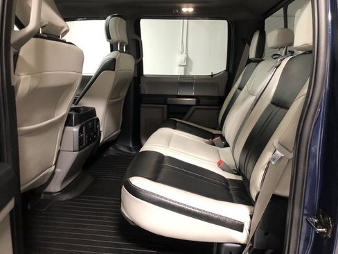 Used 2018 Ford F150 XLT w/ Equipment Group 302A Luxury image 15