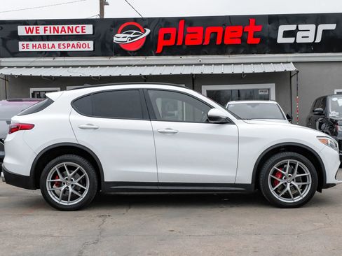 Used 2018 Alfa Romeo Stelvio Ti Sport image 10