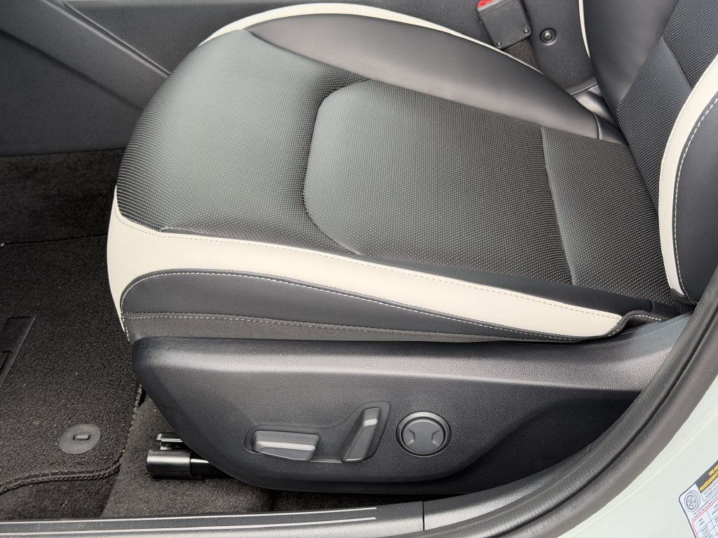 New 2026 Kia K4 GT-Line Turbo FWD image 23