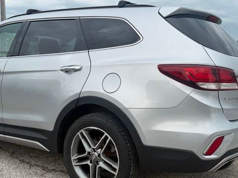 Used 2018 Hyundai Santa Fe Limited AWD/4WD image 10