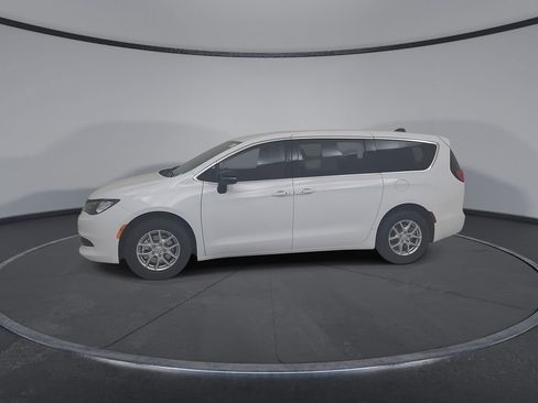 New 2026 Chrysler Voyager LX image 8