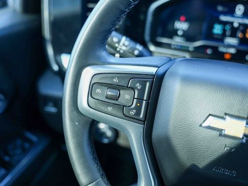 Used 2023 Chevrolet Silverado 1500 LT image 28