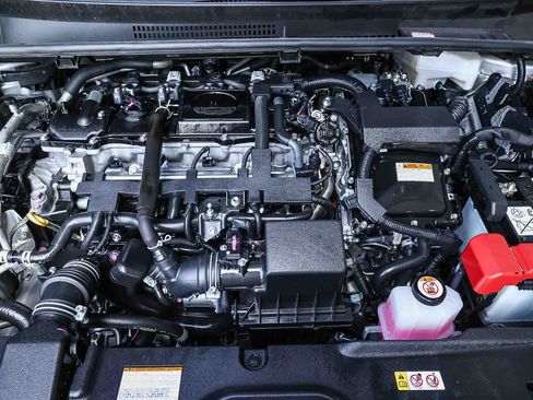 Used 2022 Toyota Prius Prime XLE image 33