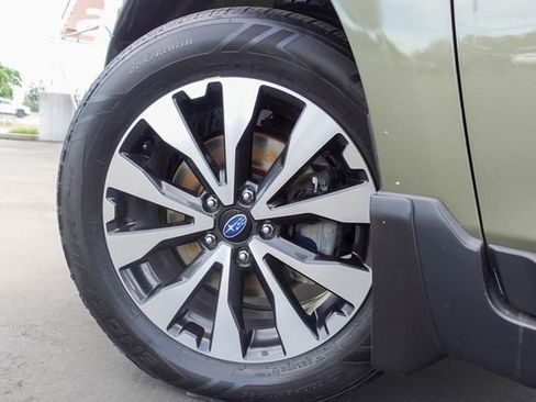 Used 2016 Subaru Outback 3.6R Limited w/ Popular Package #4 image 11