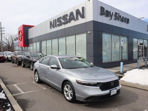 Used 2024 Honda Accord LX image 2
