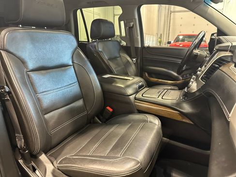 Used 2018 GMC Yukon Denali w/ Denali Ultimate Package AWD/4WD image 33