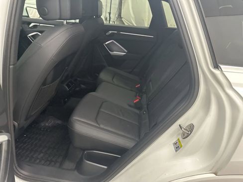 Used 2020 Audi Q3 2.0T Premium image 22