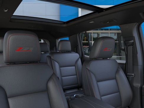 New 2026 Chevrolet Traverse Z71 w/ Driver Confidence Package AWD/4WD image 26