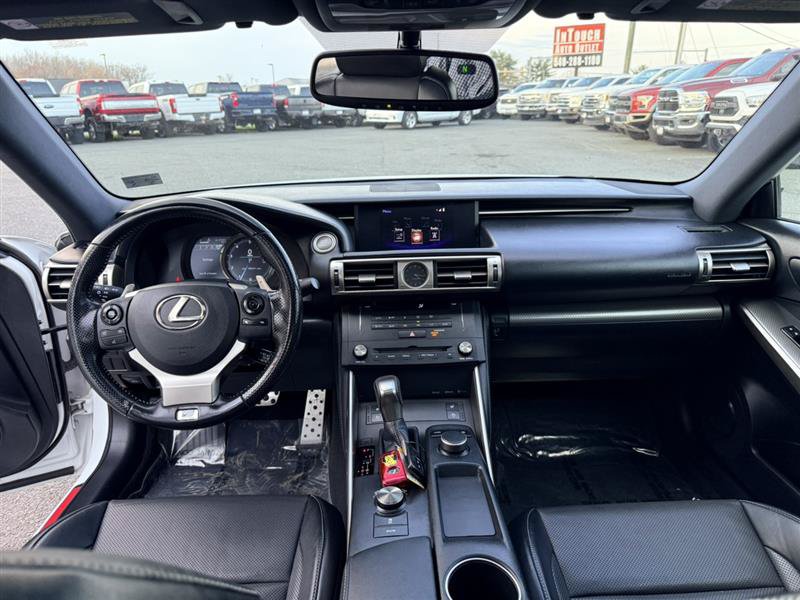 Used 2016 Lexus IS 200t w/ F Sport Package RWD image 25
