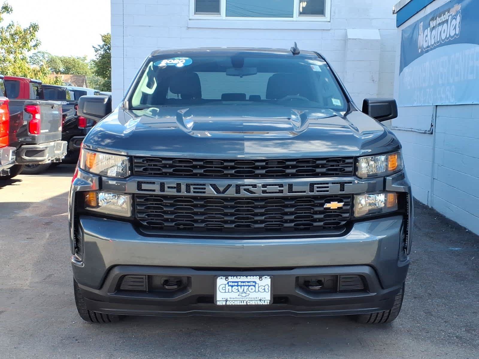 Used 2020 Chevrolet Silverado 1500 Custom w/ Custom Value Package AWD/4WD image 2