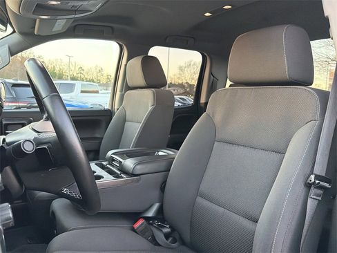 Used 2019 Chevrolet Silverado 1500 LT image 12