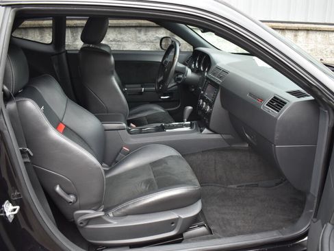 Used 2010 Dodge Challenger SRT8 w/ SRT Option Group II RWD image 22