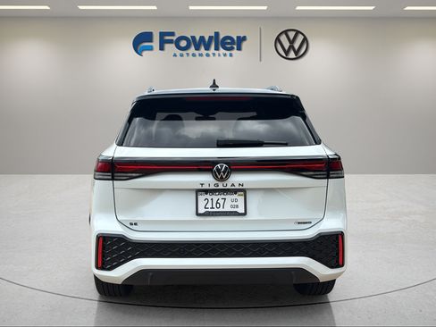 New 2026 Volkswagen Tiguan SE R-Line AWD/4WD image 6