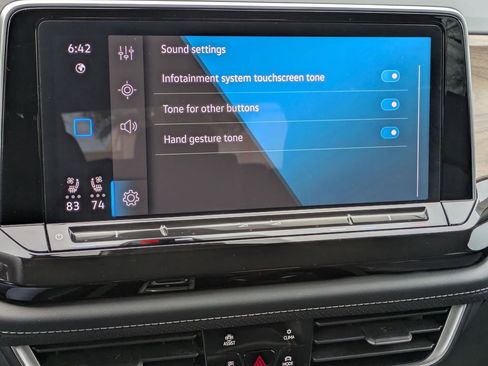 Used 2025 Volkswagen Atlas SE image 20