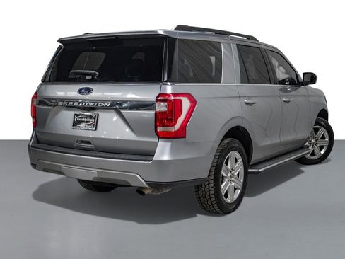 Used 2020 Ford Expedition XLT w/ Equipment Group 202A image 6