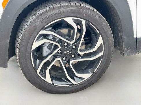 Used 2025 Chevrolet TrailBlazer RS w/ Convenience Package FWD image 31