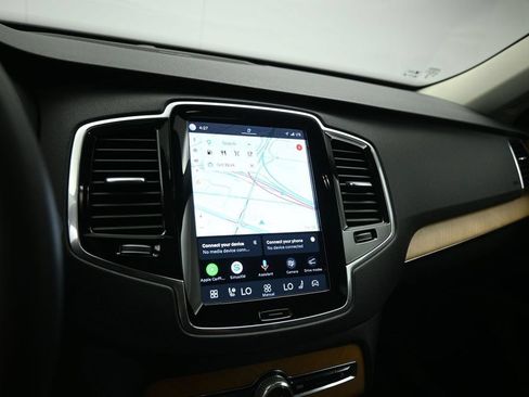 Used 2023 Volvo XC90 B6 Plus w/ Protection Package Premier AWD/4WD image 11