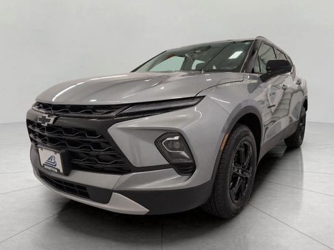 Used 2024 Chevrolet Blazer LT w/ Convenience Package AWD/4WD image 13