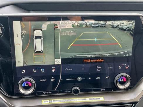 New 2026 Lexus TX 500h AWD image 24